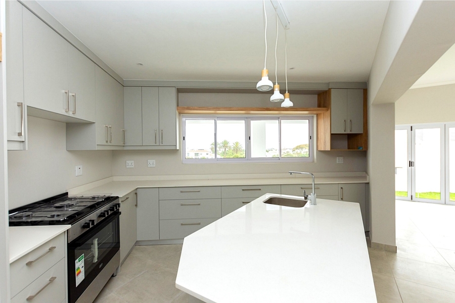 3 Bedroom Property for Sale in Shelley Point Western Cape